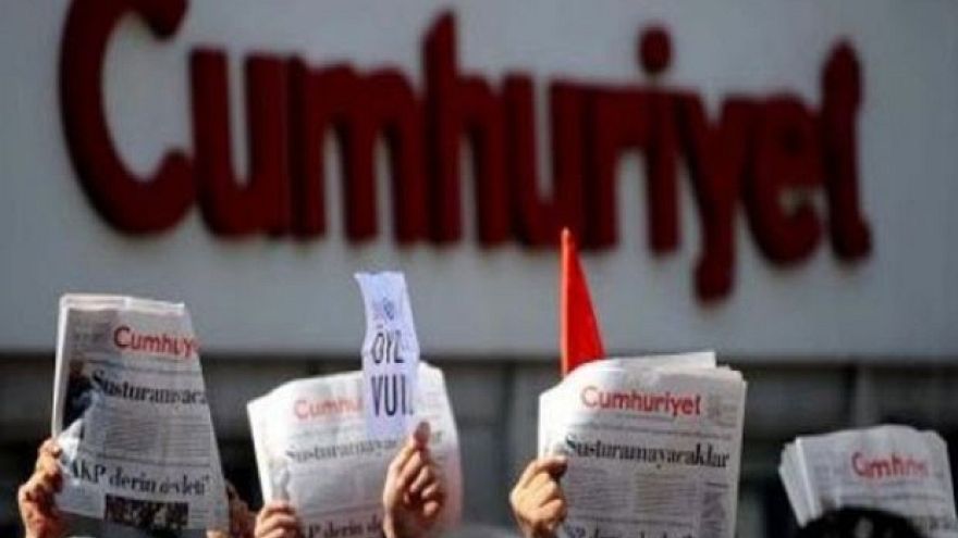 Cumhuriyet gazetesi davasında yine tahliye çıkmadı Cumhuriyet gazetesi davasında yine tahliye çıkmadı