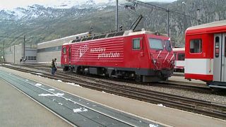 Schweiz: Zug-Unfall in Andermatt mit Verletzten