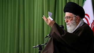 رهبر ایران آنگ سان سوچی را «یک زن بی‌رحم» خواند