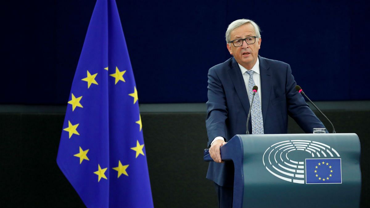 Juncker'den özgürlük, eşitlik ve hukukun üstünlüğü vurgusu