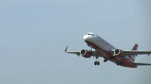 Air Berlin: Νέες ακυρώσεις λόγω «ασθενείας» Air Berlin: Νέες ακυρώσεις λόγω «ασθενείας»