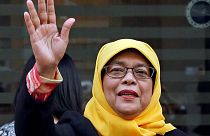 حليمة يعقوب أول امرأة مسلمة رئيسة لسنغافورة