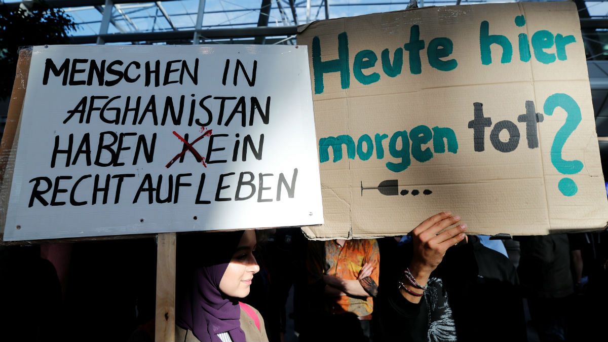 8 Afghanen aus Deutschland abgeschoben