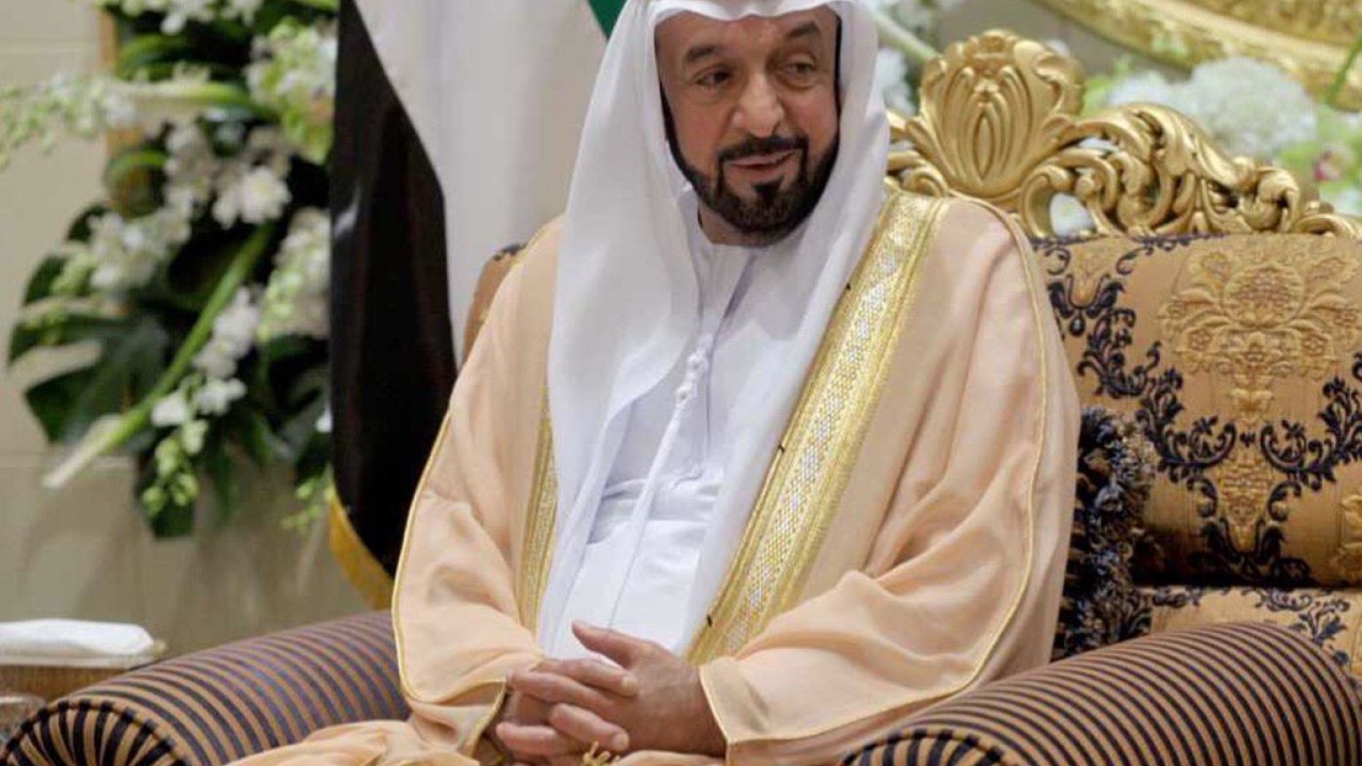 رئيس الامارات يصدر مرسوما أميريا بشأن ولي عهد أبو ظبي