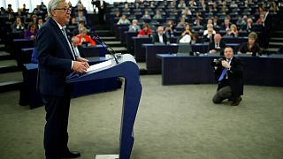 Juncker hayvan kesiminin yasaklanmasıyla ilgili soruları yanıtladı
