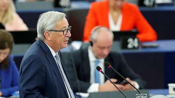 Juncker'den göçmen sorununa ilginç yaklaşım: Türkiye'nin iklimine daha alışıklar Juncker'den göçmen sorununa ilginç yaklaşım: Türkiye'nin iklimine daha alışıklar