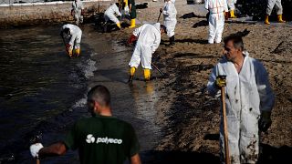 Greek authorities reassure public following oil spill