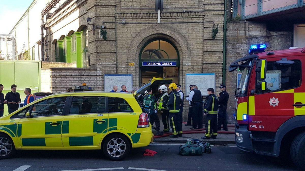 22 Verletzte nach Explosion in Londoner U-Bahn, Polizei spricht von 'Terror'