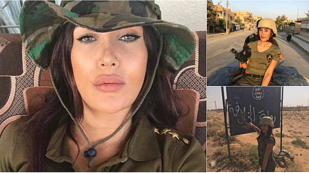 مراسلة سورية تستعرض جمالها أثناء تغطية المعارك ضدّ داعش مراسلة سورية تستعرض جمالها أثناء تغطية المعارك ضدّ داعش