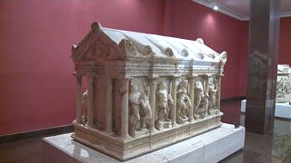 Torna in Turchia dalla Svizzera un raro sarcofago romano
