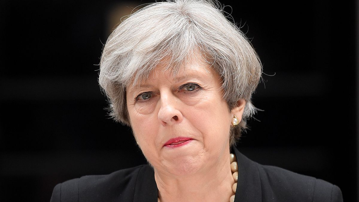 رئيسة وزراء بريطانيا ترفع مستوى التأهب الأمني لدرجة "حرج"