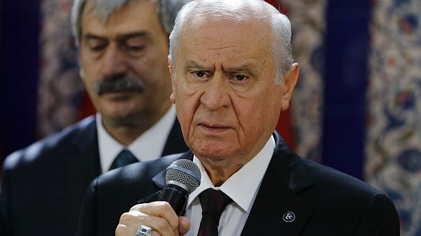 Bahçeli'den referandum çıkışı: Gerekirse cepheden cepheye kan naklederiz Bahçeli'den referandum çıkışı: Gerekirse cepheden cepheye kan naklederiz