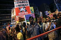 Batalla campal en Atenas durante una manifestación antifascista
