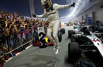 Formel 1: Hamilton siegt in Singapur - Vettel früh raus