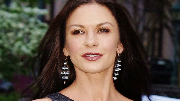 So schön wie die Mama? Zeta-Jones' Tochter Carys (14) So schön wie die Mama? Zeta-Jones' Tochter Carys (14)