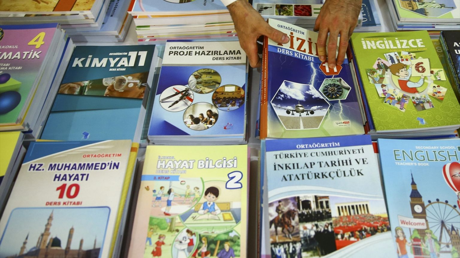 Okullar iki yeni uygulamayla açılıyor