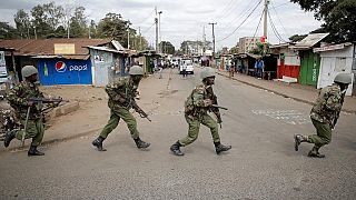 Présidentielle au Kenya : la police disperse un groupe de manifestants par des gaz lacrymogènes [no comment]
