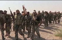 الجيش السوري يقترب من موقع مقاتلين اكراد تدعمهم أمريكا في دير الزور