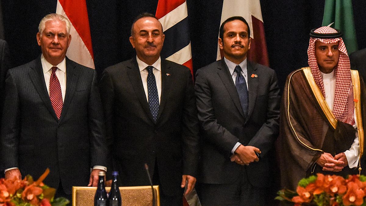 توتر بين وزيري خارجية قطر والسعودية بسبب دبلوماسية جاويش أوغلو