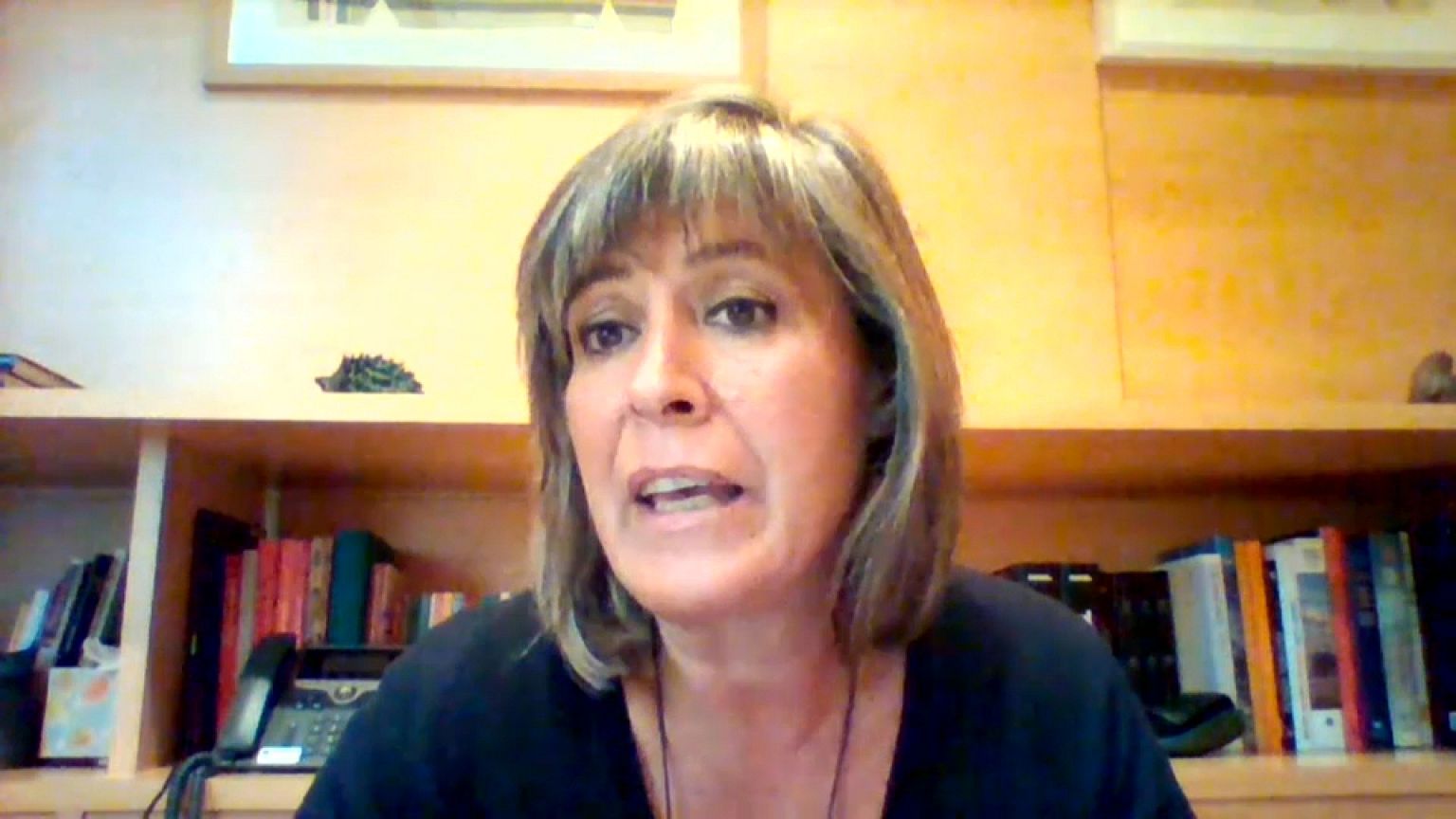 Núria Marín: "No habrá solución ni alentando ni imputando a los alcaldes"