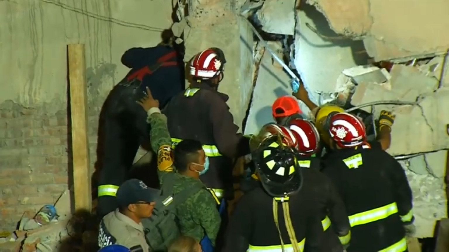 Terremoto in Messico: almeno 21 bambini, vittime del crollo di una scuola elementare