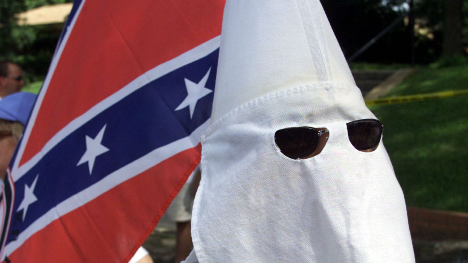 South Carolina fifth graders asked to justify actions of K.K.K.