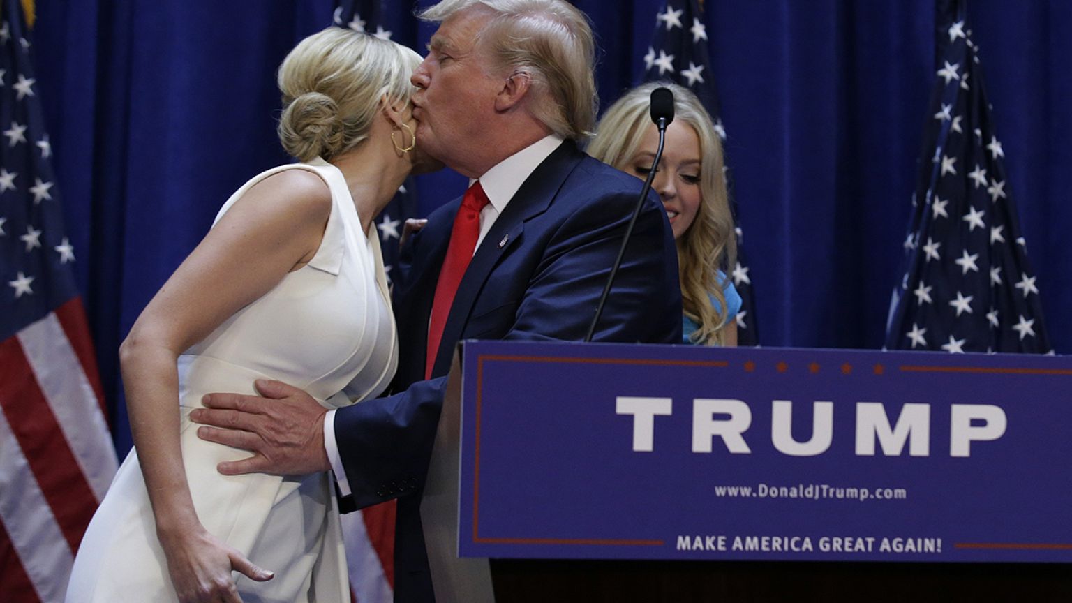 Vezércsel – Donald Trump bevált trükkje Ivankával