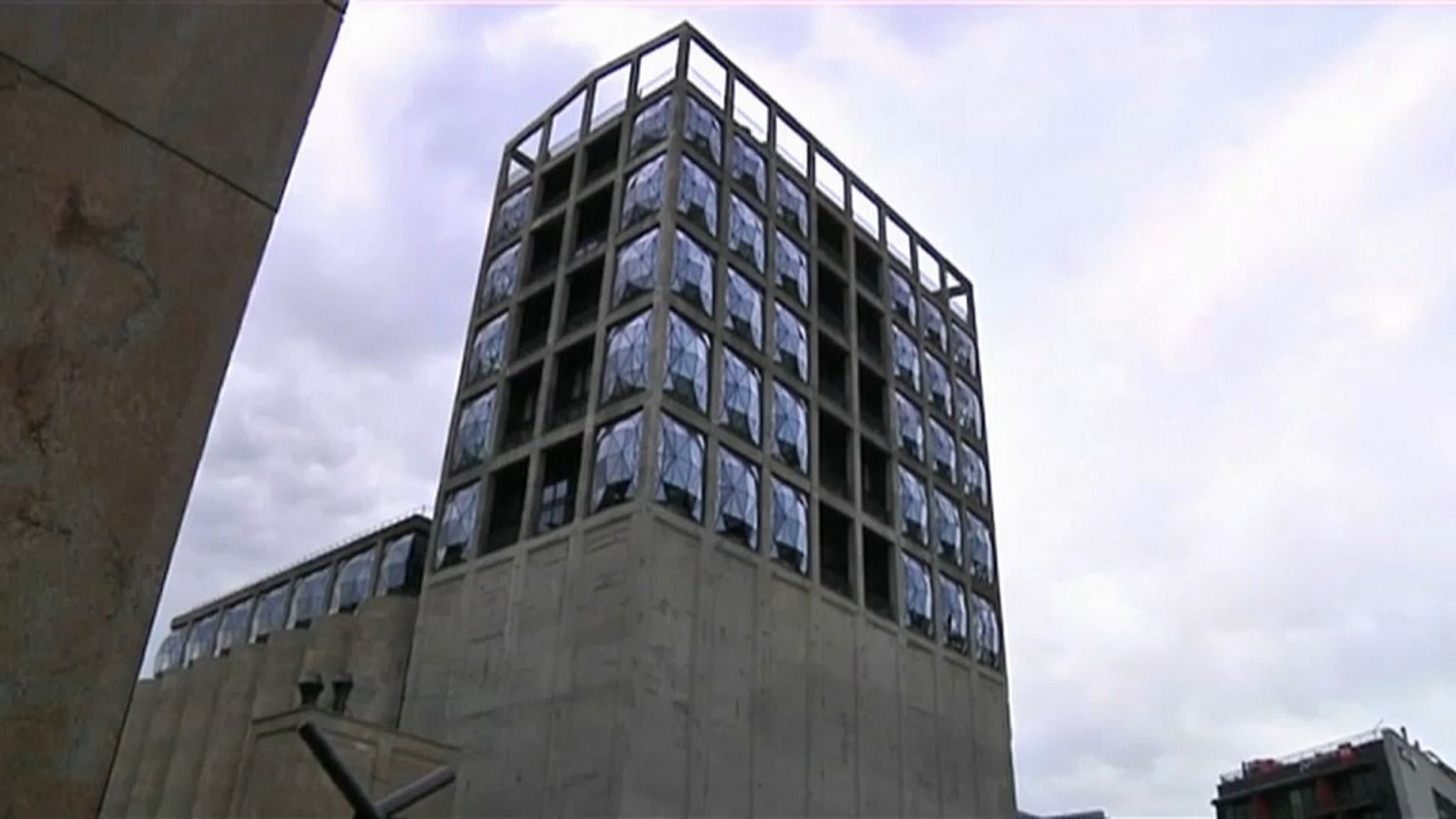 "Zeitz MOCAA": A cultura africana armazenada num antigo silo