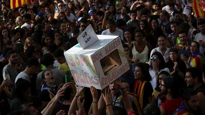 Καταλονία: Άκαμπτοι για το δημοψήφισμα