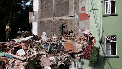 شاهد: انفجار مبنى خلال الزلزال الذي ضرب المكسيك