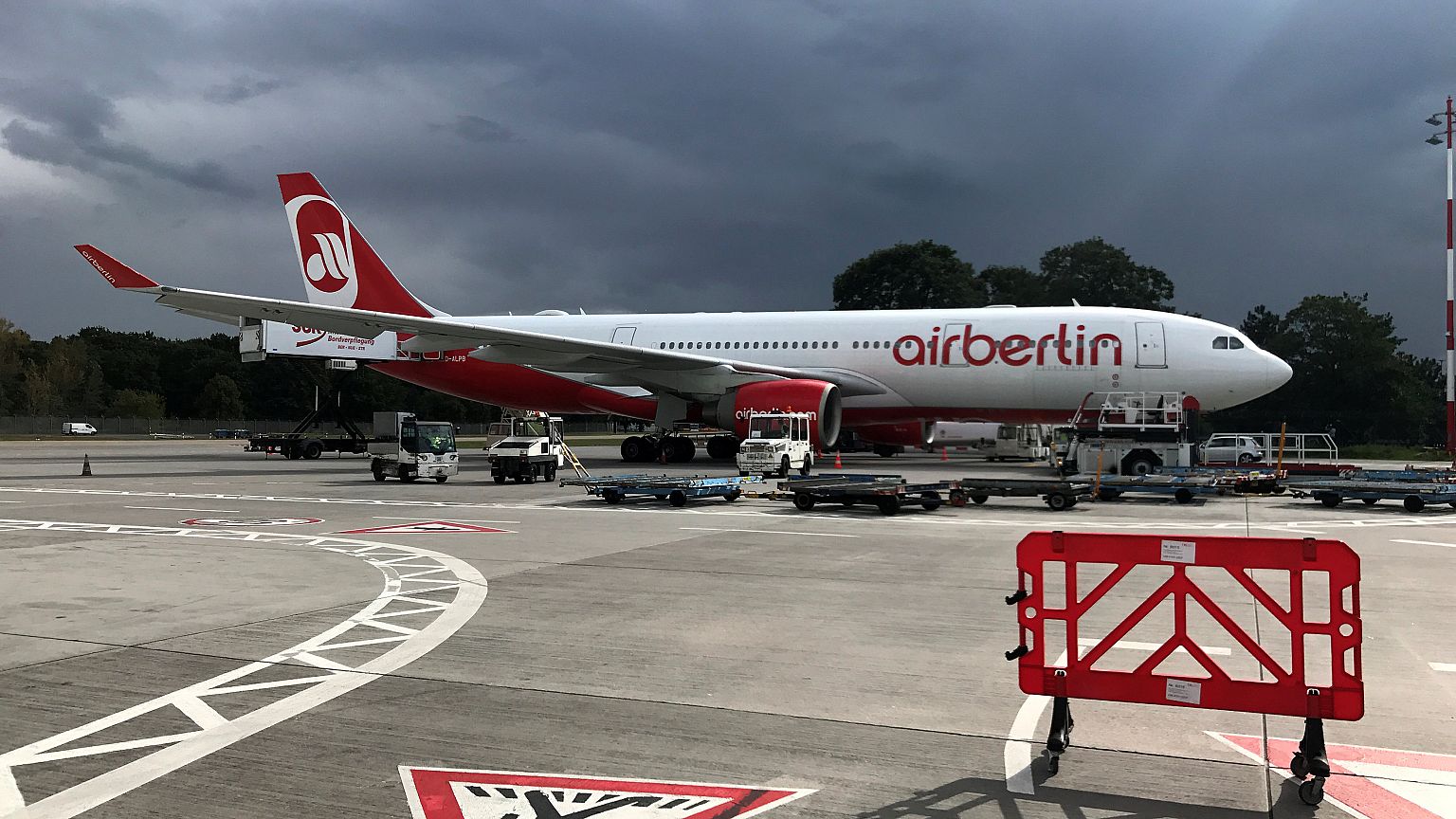Μέρκελ: Στο πλευρό των εργαζομένων της Air Berlin