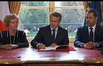 Macron : "une réforme sans précédent" du droit du travail