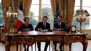 فرانسه؛ امضای اصلاح قانون کار و آغاز روزهای پرتنش دولت ماکرون