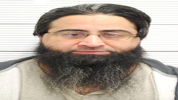 إدانة إمام مسجد بالترويج للإرهاب ودعم داعش في انجلترا إدانة إمام مسجد بالترويج للإرهاب ودعم داعش في انجلترا