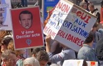 Multitudinaria manifestación en París contra la nueva reforma laboral de Macron