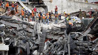 Continúan las labores de rescate en México pese a las réplicas de los terremotos anteriores
