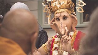 هندوس يحتجون على إعلان لحوم يصور الإله غانيشا