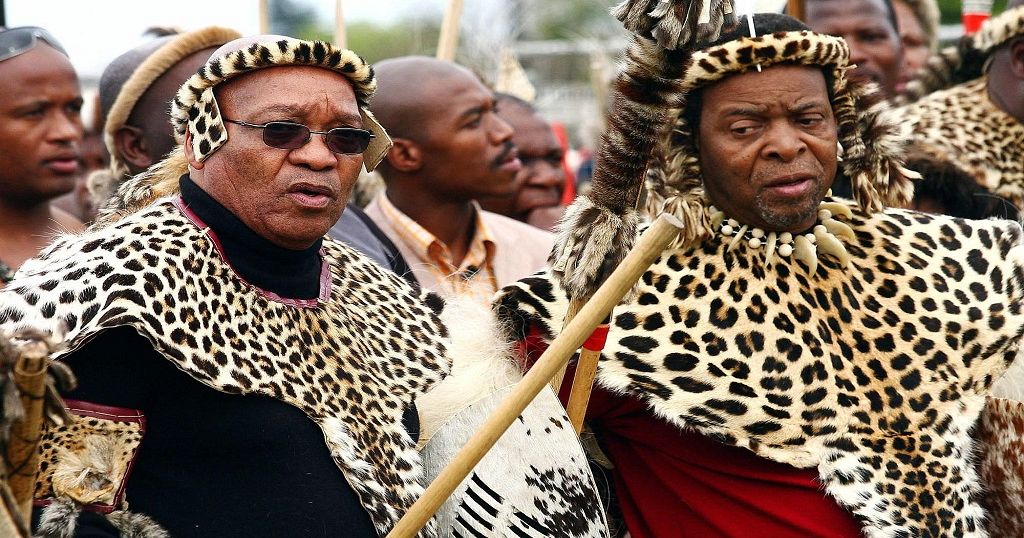 Afrikaner Taetowierte Schoen Doppelter