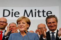 پیروزی مرکل در انتخابات آلمان همزمان با راهیابی راست‌های افراطی به پارلمان