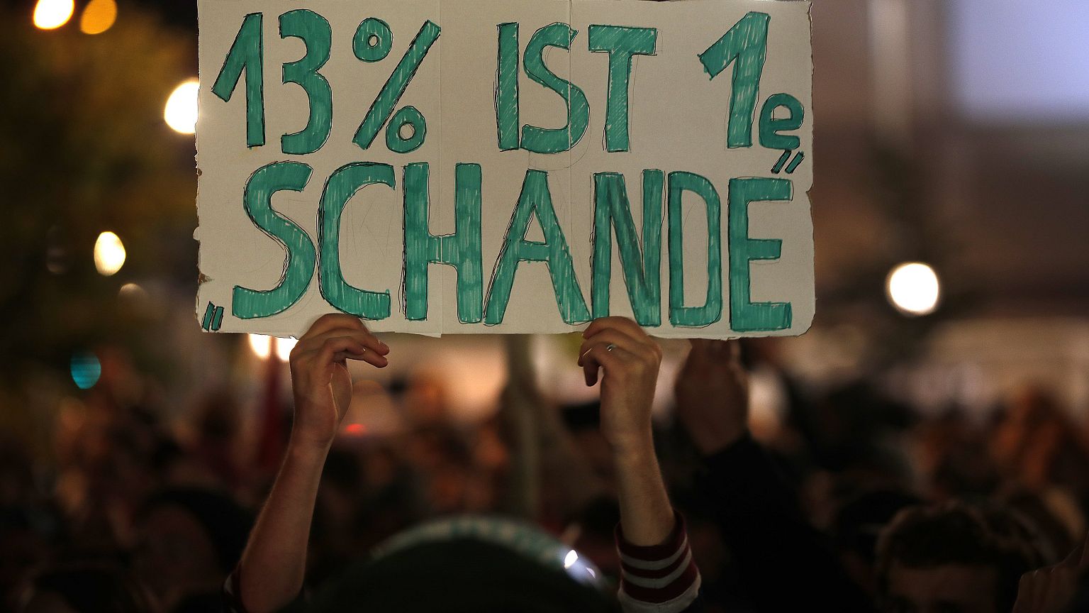 No all'AfD: virale l'hashtag #87prozent per distanziarsi dal partito di ultra-destra tedesco