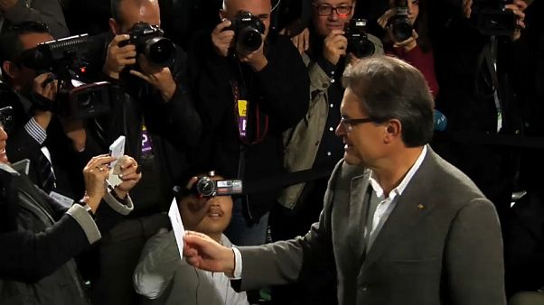 El Tribunal de Cuentas pasa la factura del 9N a Artur Mas: una fianza de 5,25 millones de euros El Tribunal de Cuentas pasa la factura del 9N a Artur Mas: una fianza de 5,25 millones de euros