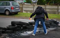 Loi travail : les routiers en colère bloquent des dépôts de carburant