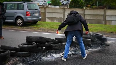 Γαλλία: Μπλόκα και διαμαρτυρίες οδηγών φορτηγών
