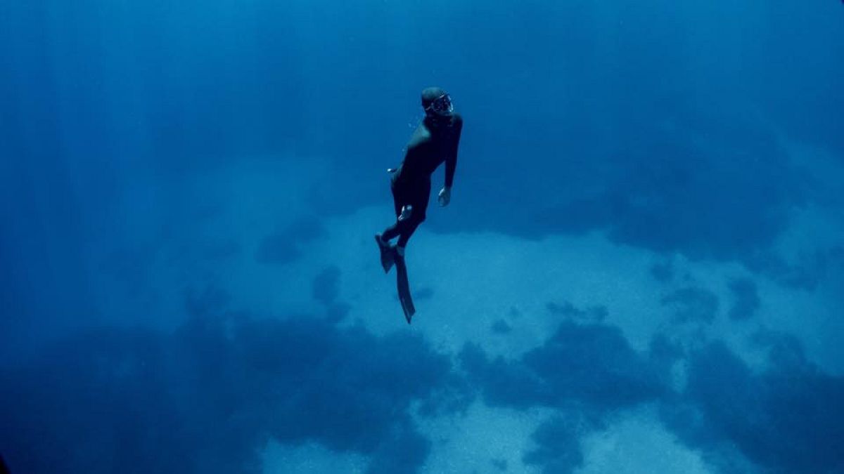 Mergulho livre no cenário grego de Luc Besson