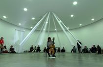 Биеннале в Лионе: движение как художественный прием