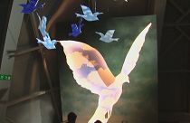 Magritte in 3D at the Atomium: surrealist!