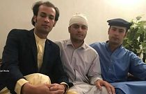افغانستان؛ دانشجویی که بسوی حکمتیار کفش پرتاب کرده بود آزاد شد