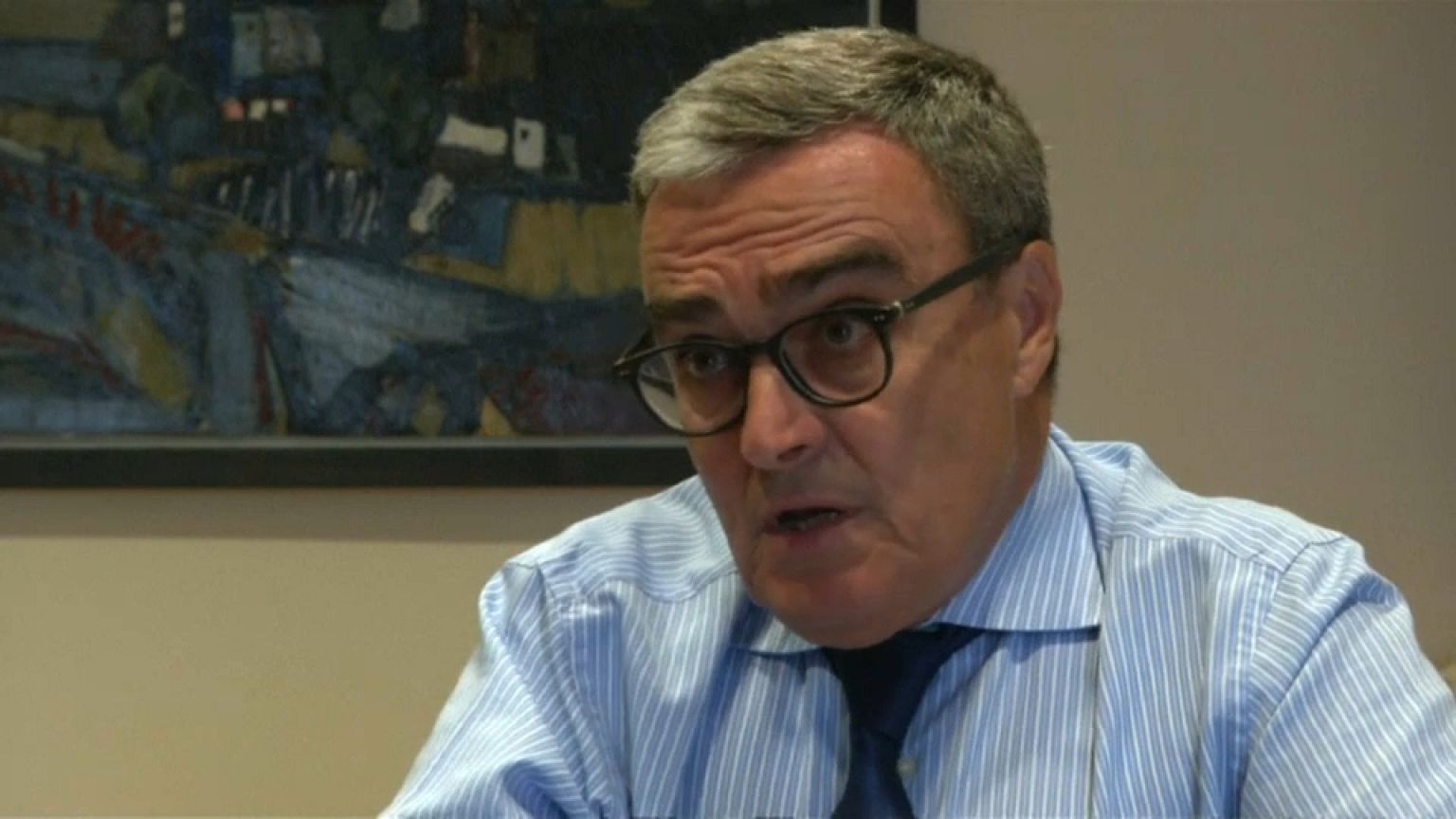 La Generalitat debería "renunciar al referéndum y sentarse de inmediato a dialogar"