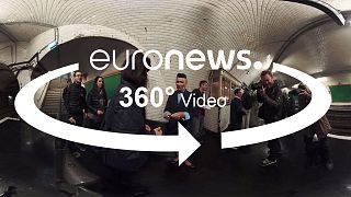 360 °: Μια βόλτα στο σταθμό του παριζιάνικου μετρό που χρησιμοποιείται μόνο για ταινίες