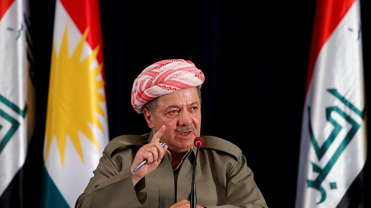 برزاني يقول الأكراد أيدوا الاستقلال ويدعو بغداد للحوار